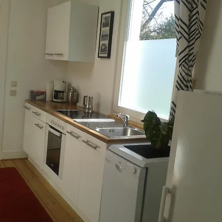 Xxxxxx Apartment *